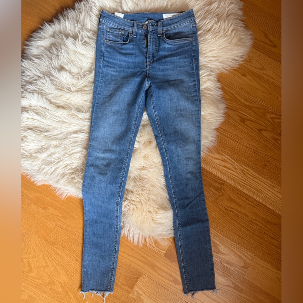 Rag and Bone high rise skinny light wash jeans women’s size 26